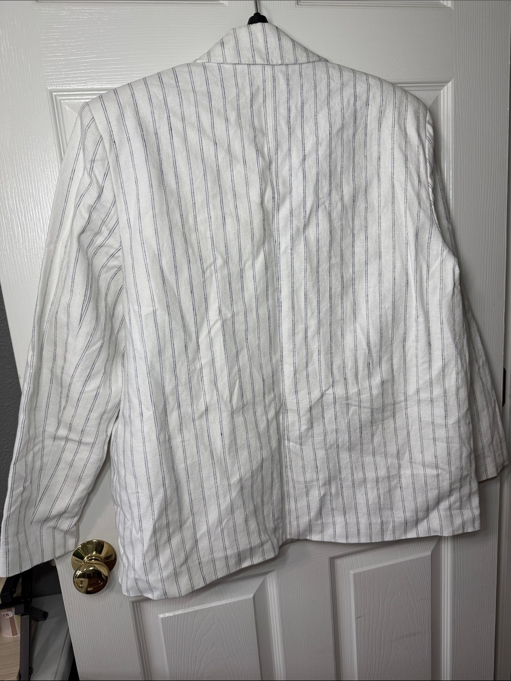 Abercrombie & Fitch White and Blue Blazer - Picture 5 of 7